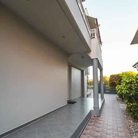 Villa Mika Near Beach *